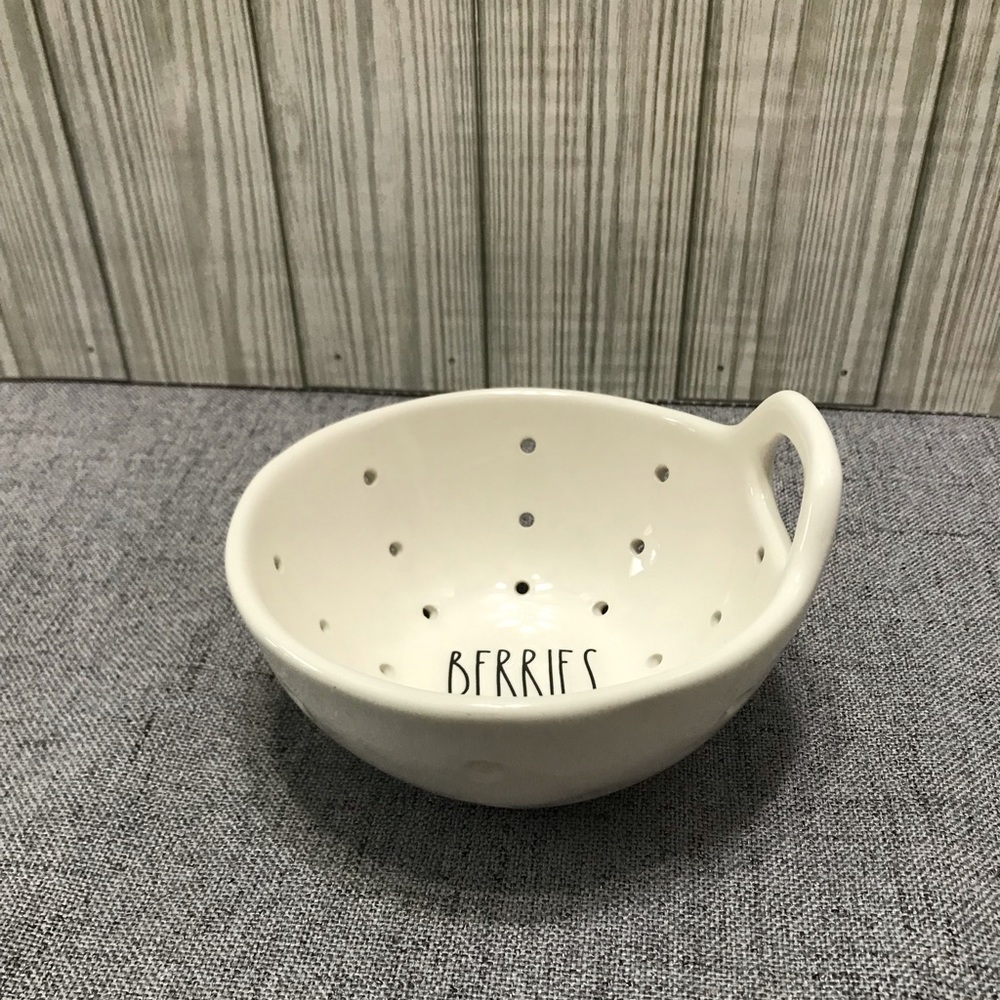 Rae Dunn Mini strainer